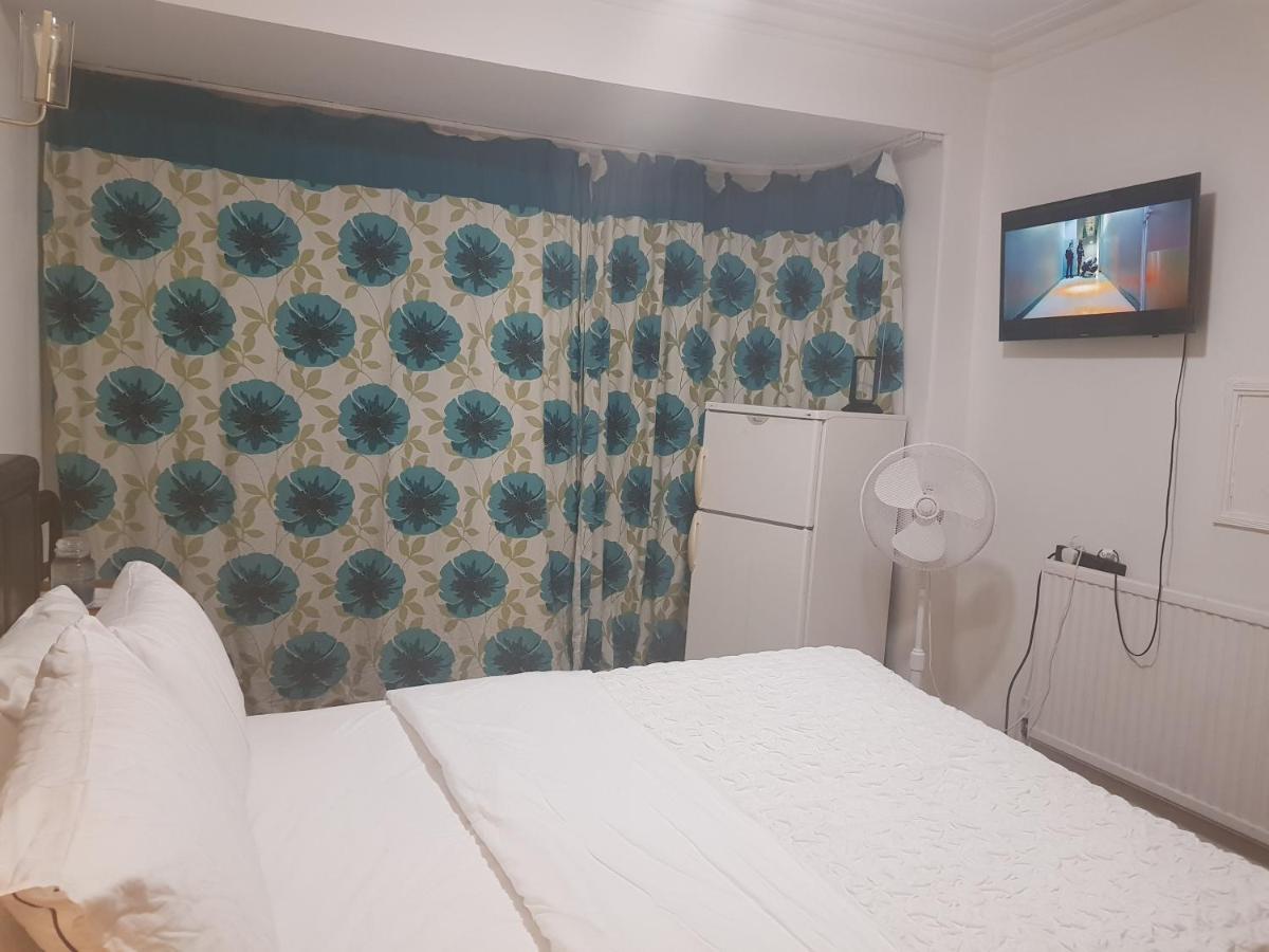 Family Lodge, Princess Lodge, Executive Lodge, Master'S Lodge Илфорд Экстерьер фото